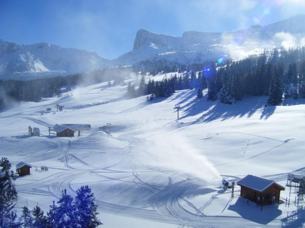 Studio Aux Pieds Des Pistes Saint-Étienne-en-Dévoluy 外观 照片